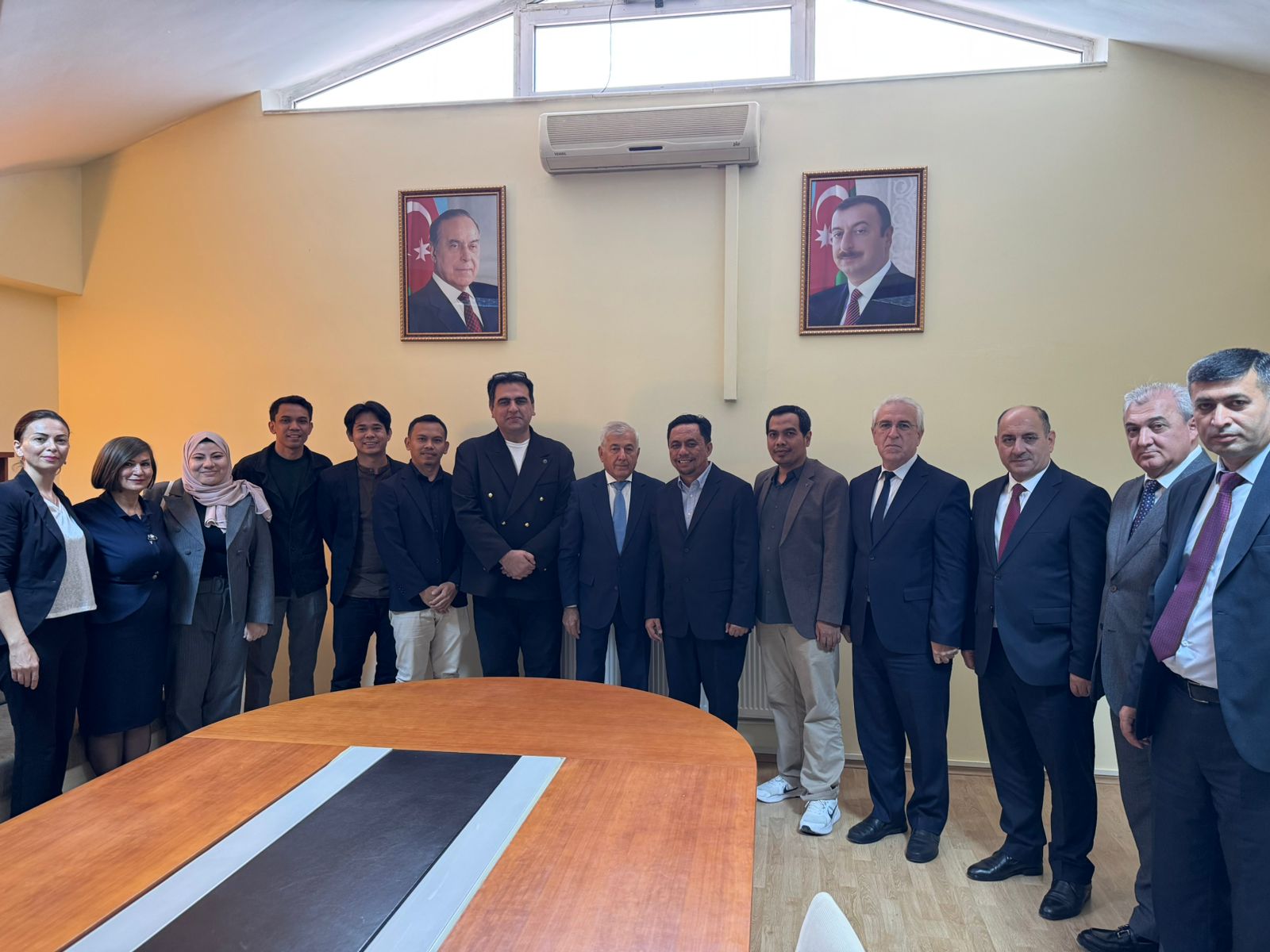 Dosen TI PNP Berkontribusi dalam IRLS 2025 di Azerbaijan: Wujud Peran Aktif di Kancah Internasional