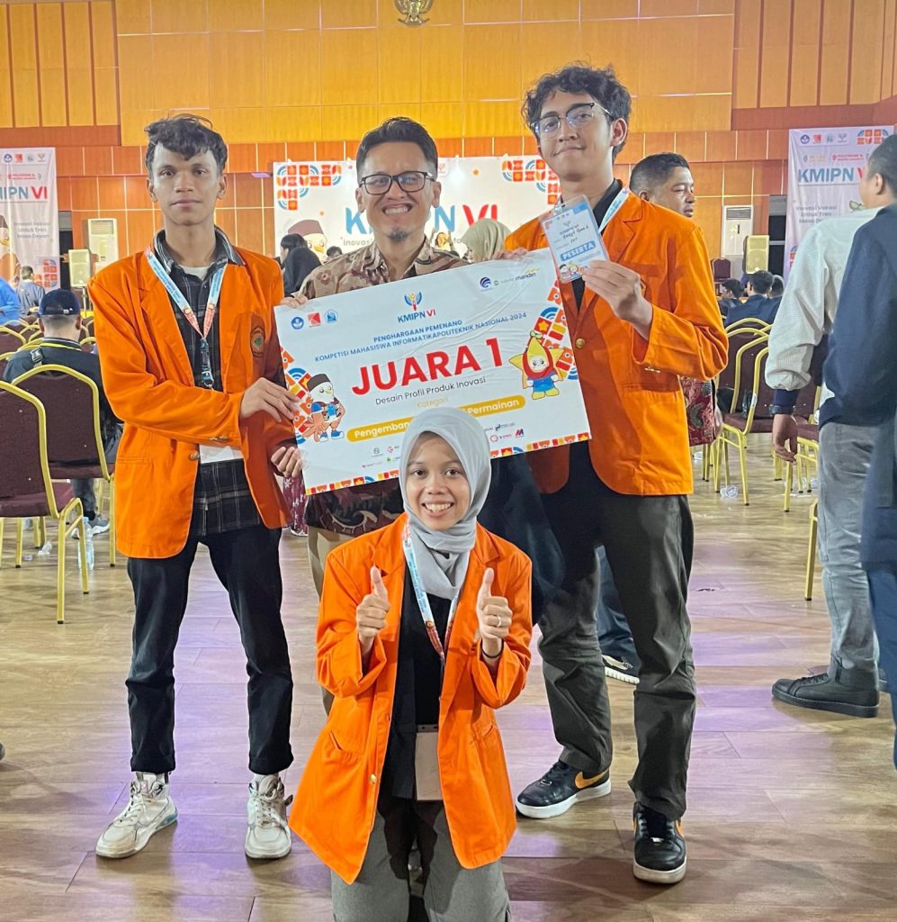 Mahasiswa Jurusan TI Raih Juara 1 di KMIPN VI