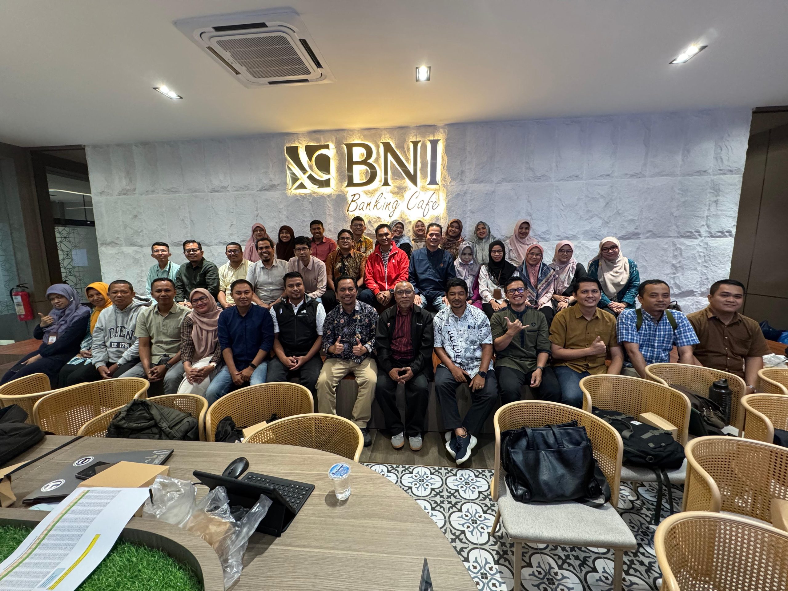 Workshop “Prompting Artificial Intelligence” Bersama Prof. Dr. Rusli bin Haji Abdullah dari Universiti Putra Malaysia Workshop “Prompting Artificial Intelligence” Bersama Prof. Dr. Rusli bin Haji Abdullah dari Universiti Putra Malaysia