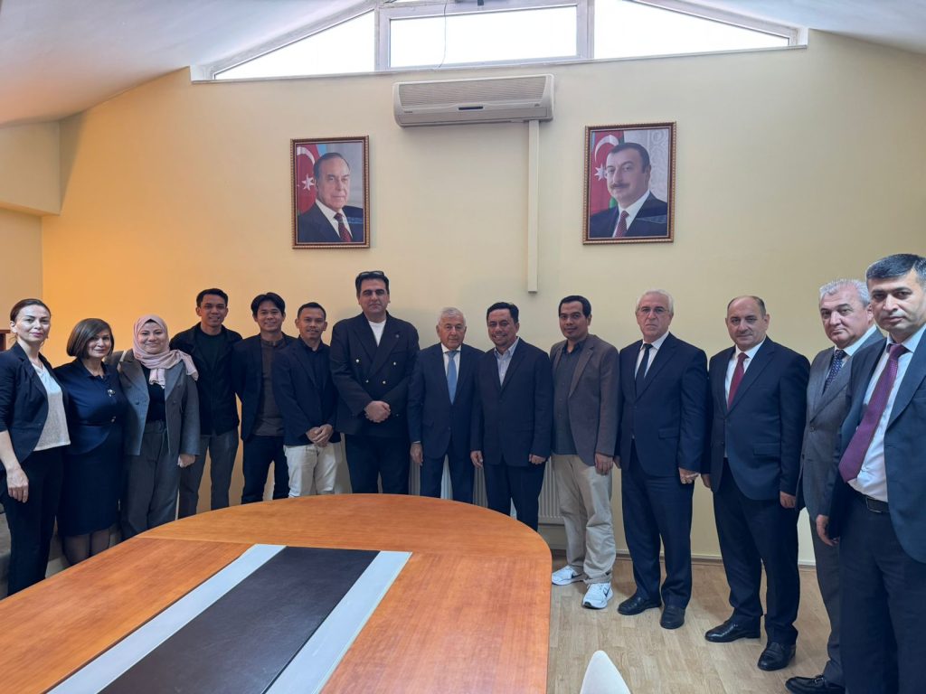 Dosen TI PNP Berkontribusi dalam IRLS 2025 di Azerbaijan: Wujud Peran Aktif di Kancah Internasional