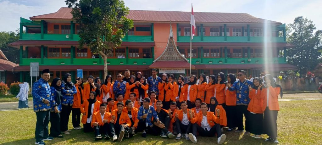 Civitas Akademika Politeknik Negeri Padang PSDKU Tanah Datar Ikuti Upacara Peringatan Hari Sumpah Pemuda ke-97