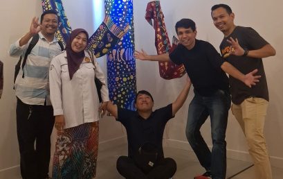 Karya Dosen Animasi PNP Hadir di Pameran Internasional “Moment of Life” UNP: Hologram 3D, Lukisan dan Batik