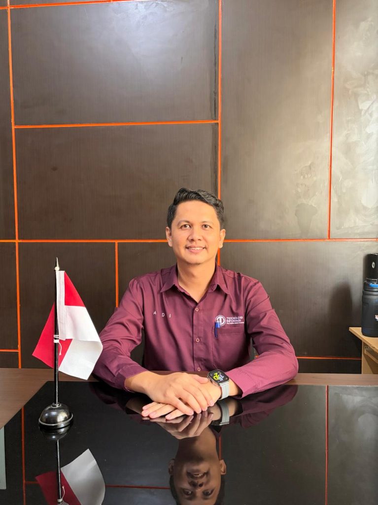 Yori Adi Atma, S.Pd., M.Kom