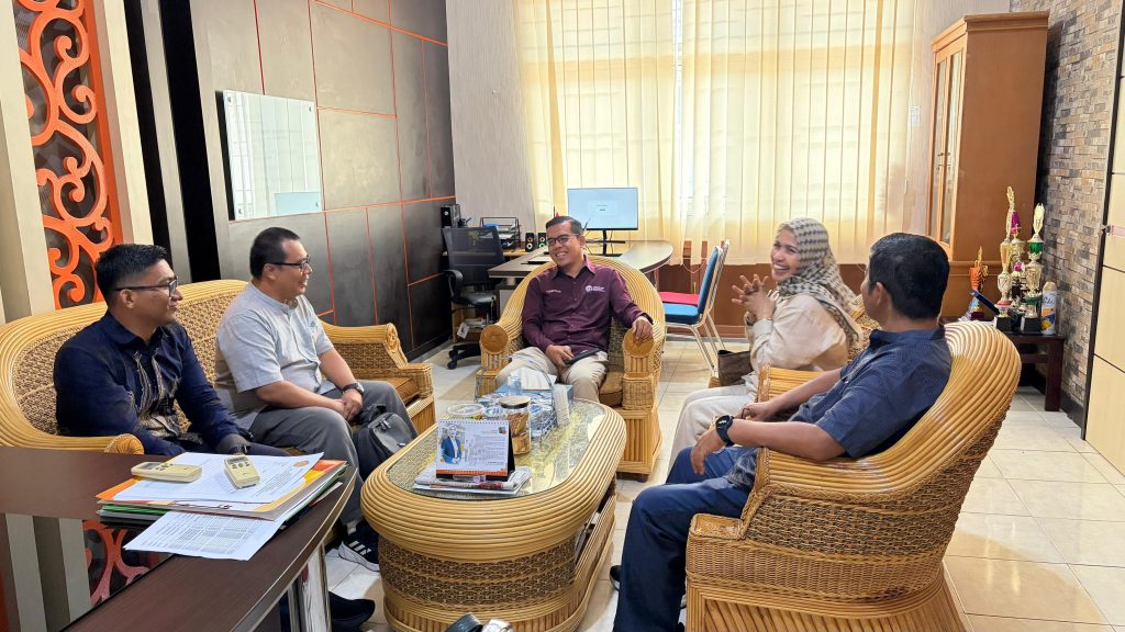 Jurusan Teknologi Informasi PNP Terima Kunjungan Universitas Batam, Perkuat Kolaborasi Pengabdian dan Desa Digital