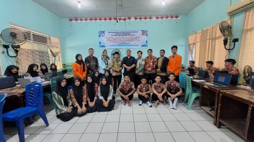Politeknik Negeri Padang Kampus Pelalawan Gelar Pelatihan Scratch 3.0 di SMKN 1 Pangkalan Kerinci